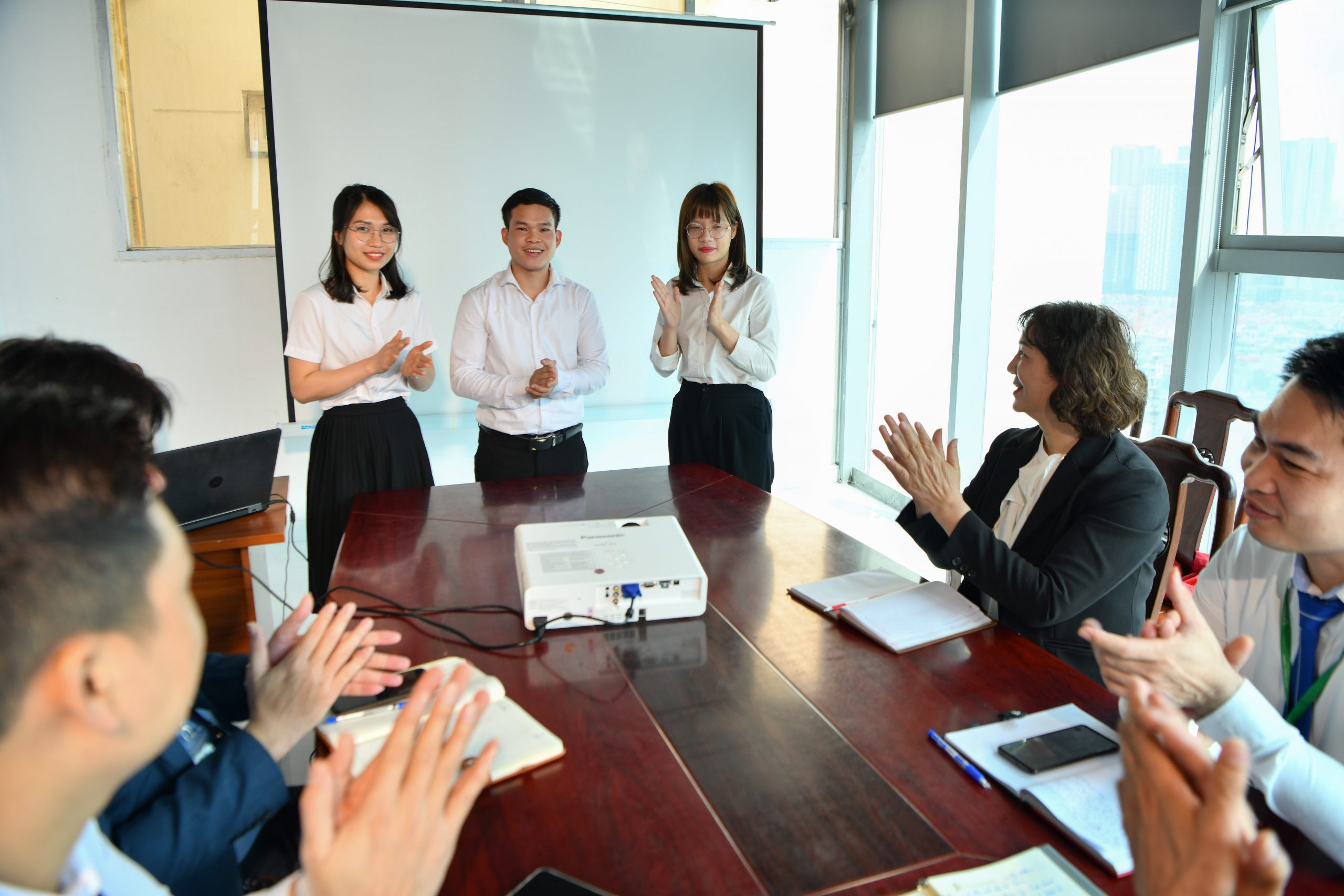 "Thương mại điện tử" ngành học thời thượng, thực chiến tại Trường Đại học Trưng Vương