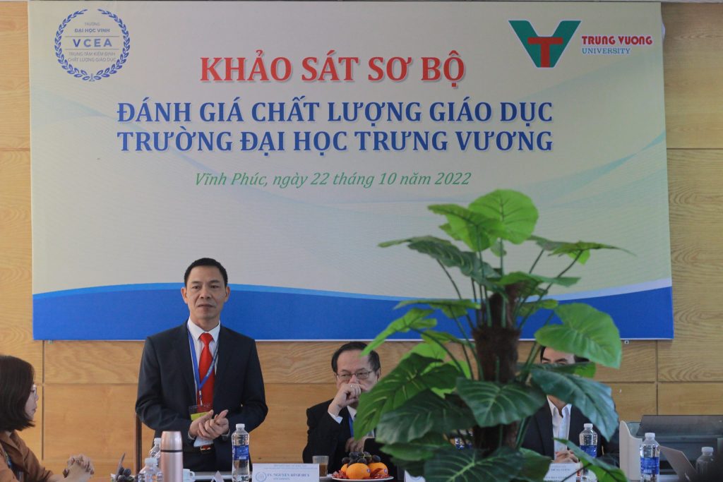 Khảo sát sơ bộ đánh giá chất lượng giáo dục trường Đại học Trưng Vương
