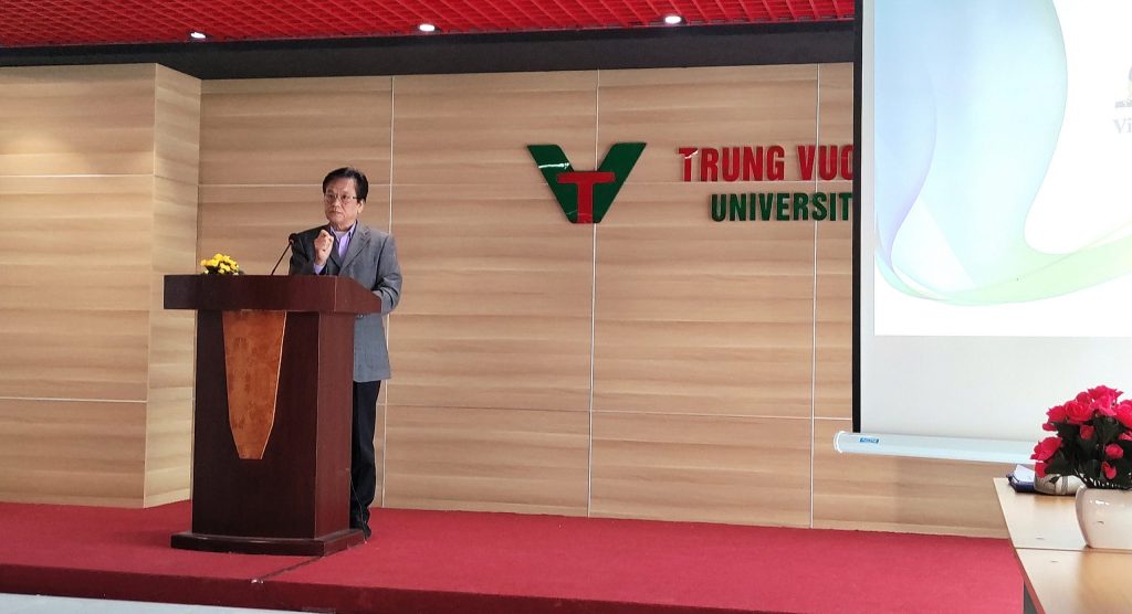 Trường Đại học Trưng Vương tổ chức Buổi gặp mặt sinh viên đại học chính quy năm học 2022 - 2023