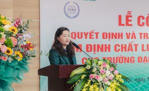 Bà Nguyễn Thị Thu Thủy – Phó chủ tịch thường trực Hiệp hội Phát triển hàng tiêu dùng Việt Nam phát biểu.