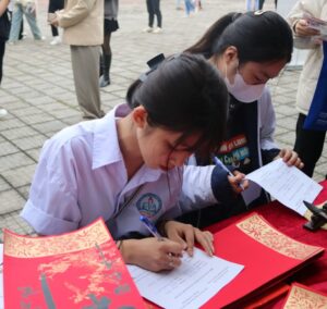 Trường Đại học Trưng Vương tham gia ngày hội tư vấn tuyển sinh tại trường Đại học Hồng Đức – Thanh Hóa: Kết nối tri thức và cơ hội tương lai