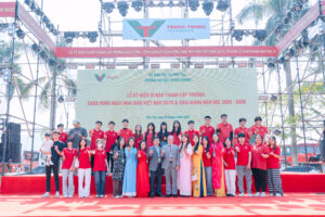 Chân dung những người lái đò thầm lặng giữa hành trình 15 năm