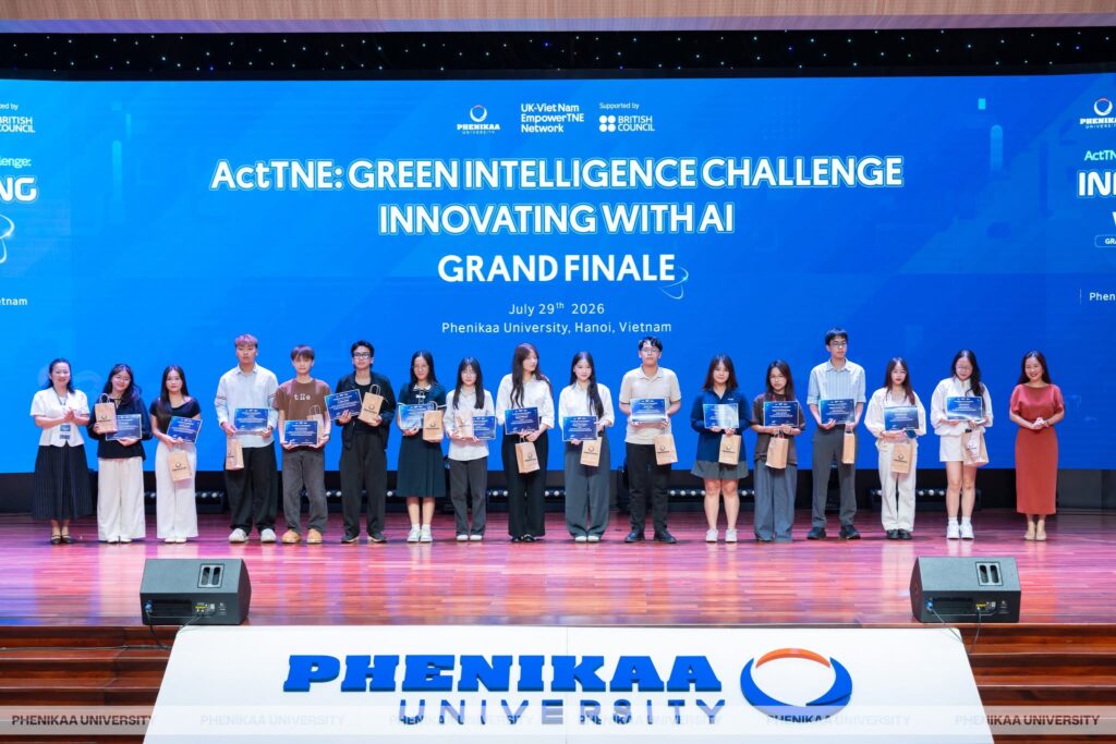 Sinh viên Trường Đại học Trưng Vương ghi dấu ấn tại Grand Finale Green Intelligence Challenge 2026 Sinh viên Trường Đại học Trưng Vương ghi dấu ấn tại Grand Finale Green Intelligence Challenge 2026