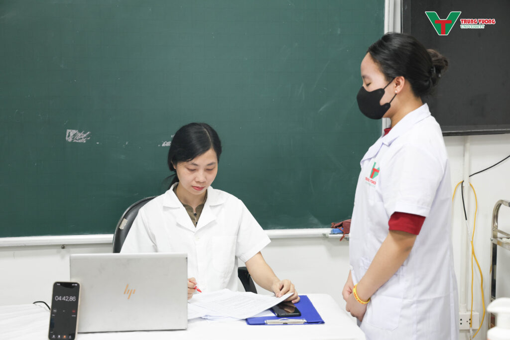 Chạy trạm điều dưỡng
