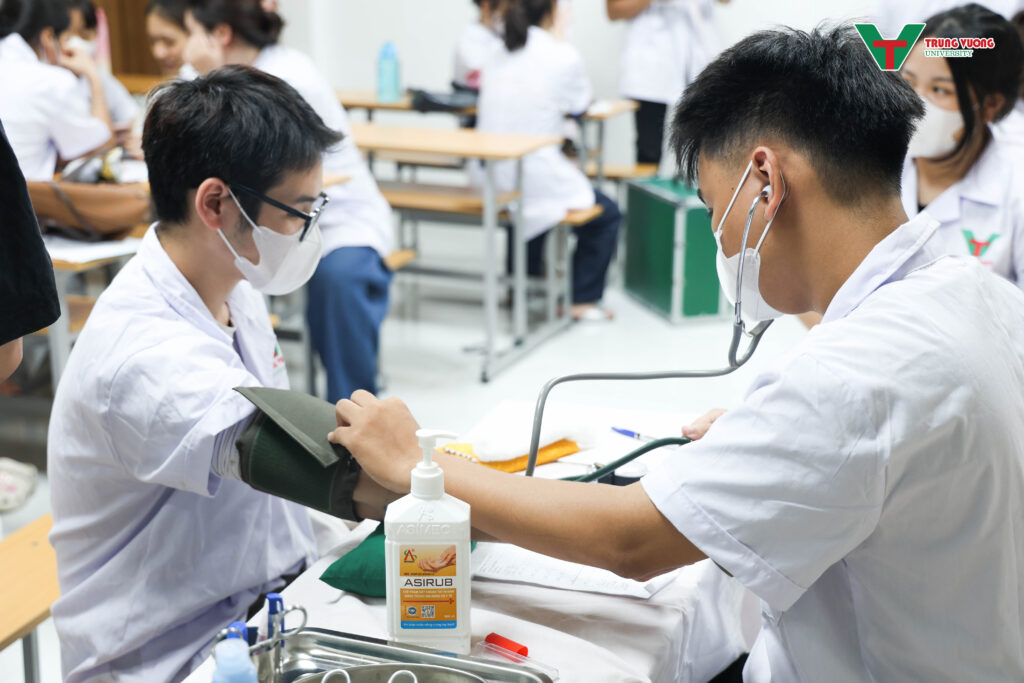 Chạy trạm điều dưỡng