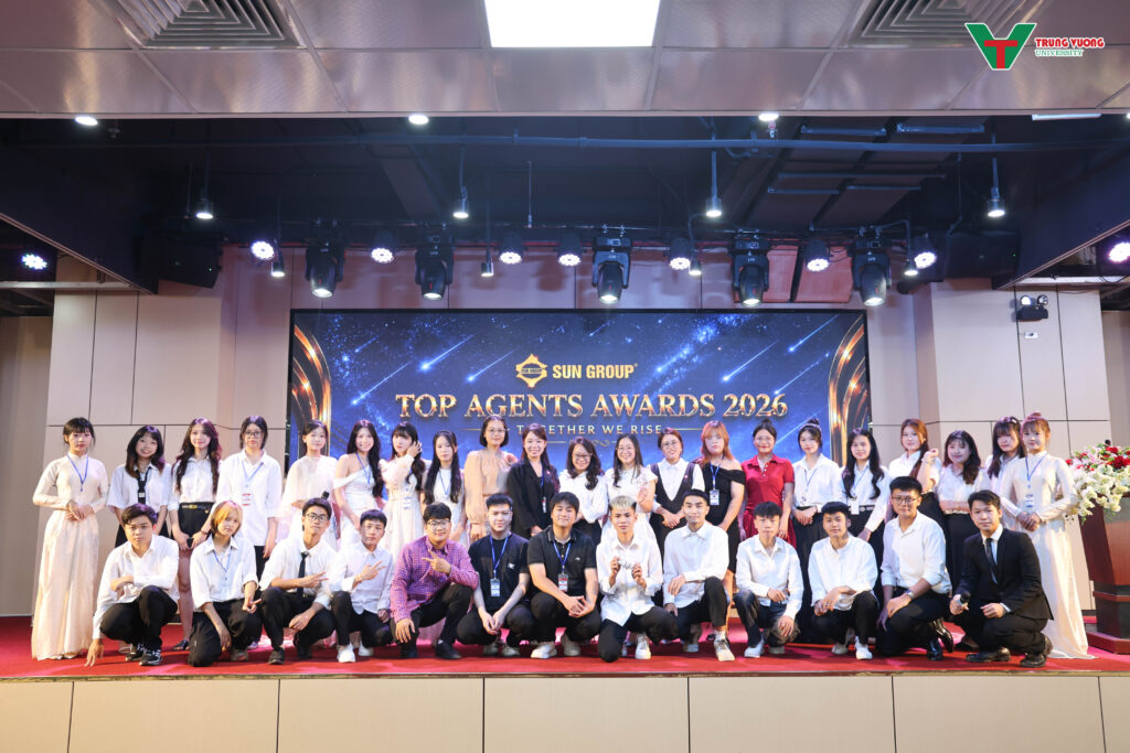 Khoa du lịch mô phỏng sự kiện TOP AGENTS AWARDS 2026