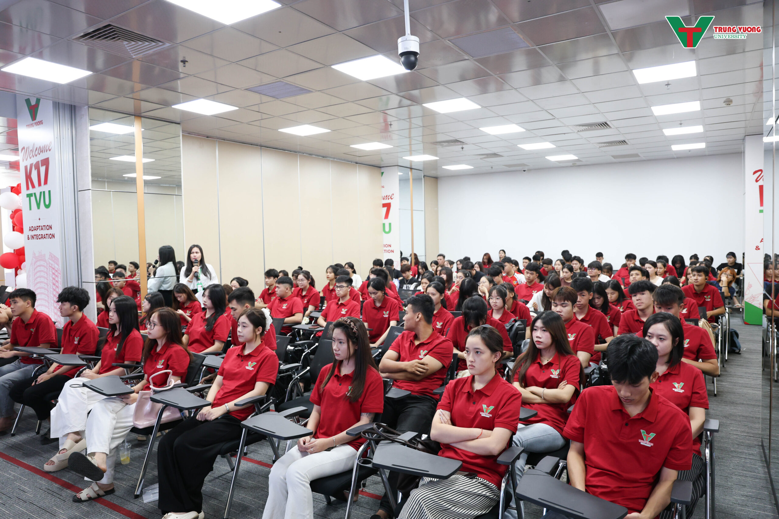 Khép lại Tuần sinh hoạt công dân sinh viên K17 tại Trường Đại học Trưng Vương