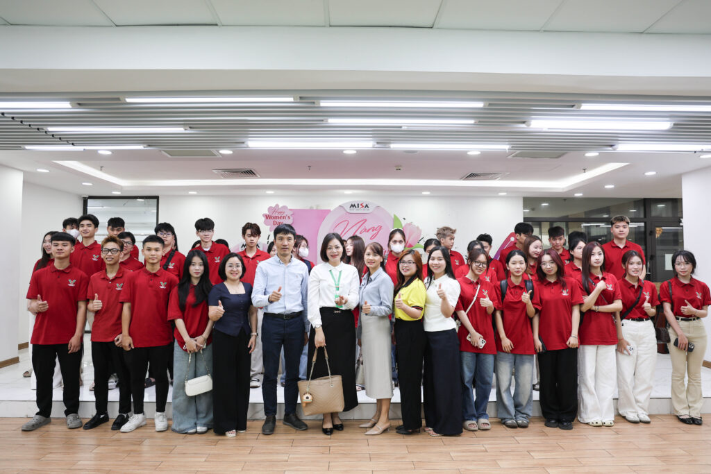 Góc doanh nghiệp: Vì sao sinh viên TVU được đánh giá cao? Đào tạo gắn doanh nghiệp, chú trọng thực hành Góc doanh nghiệp: Vì sao sinh viên TVU được đánh giá cao? Đào tạo gắn doanh nghiệp, chú trọng thực hành