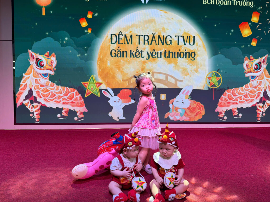 Tết Trung thu gắn kết tại Trường Đại học Trưng Vương Tết Trung thu gắn kết tại Trường Đại học Trưng Vương