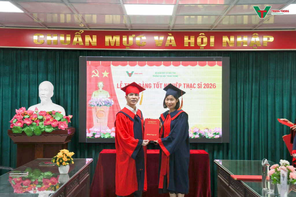 Trường Đại học Trưng Vương trao bằng Thạc sĩ cho học viên năm 2026

