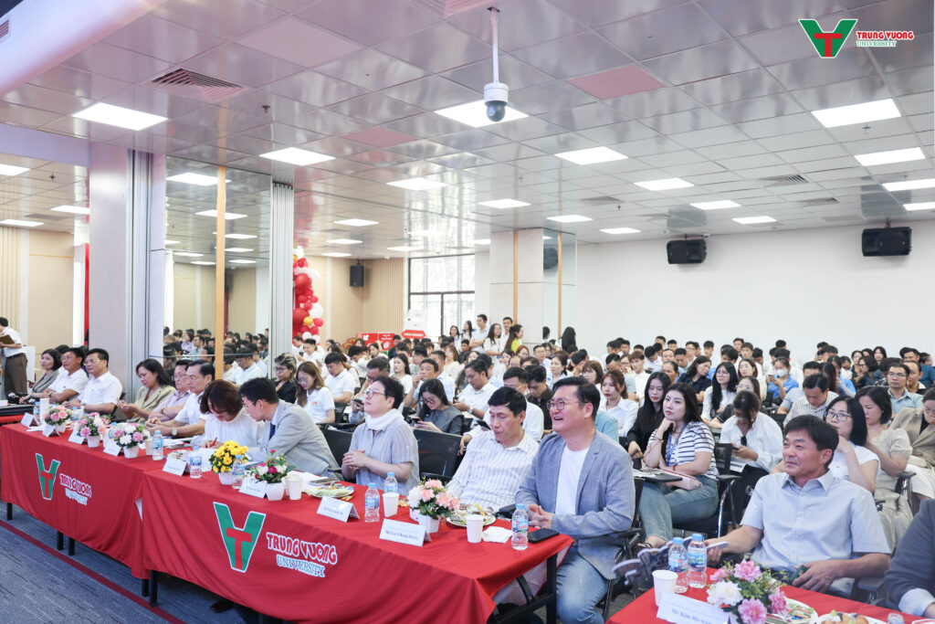 Đại học Daeduk phỏng vấn học bổng tại Trường Đại học Trưng Vương Đại học Daeduk phỏng vấn học bổng tại Trường Đại học Trưng Vương