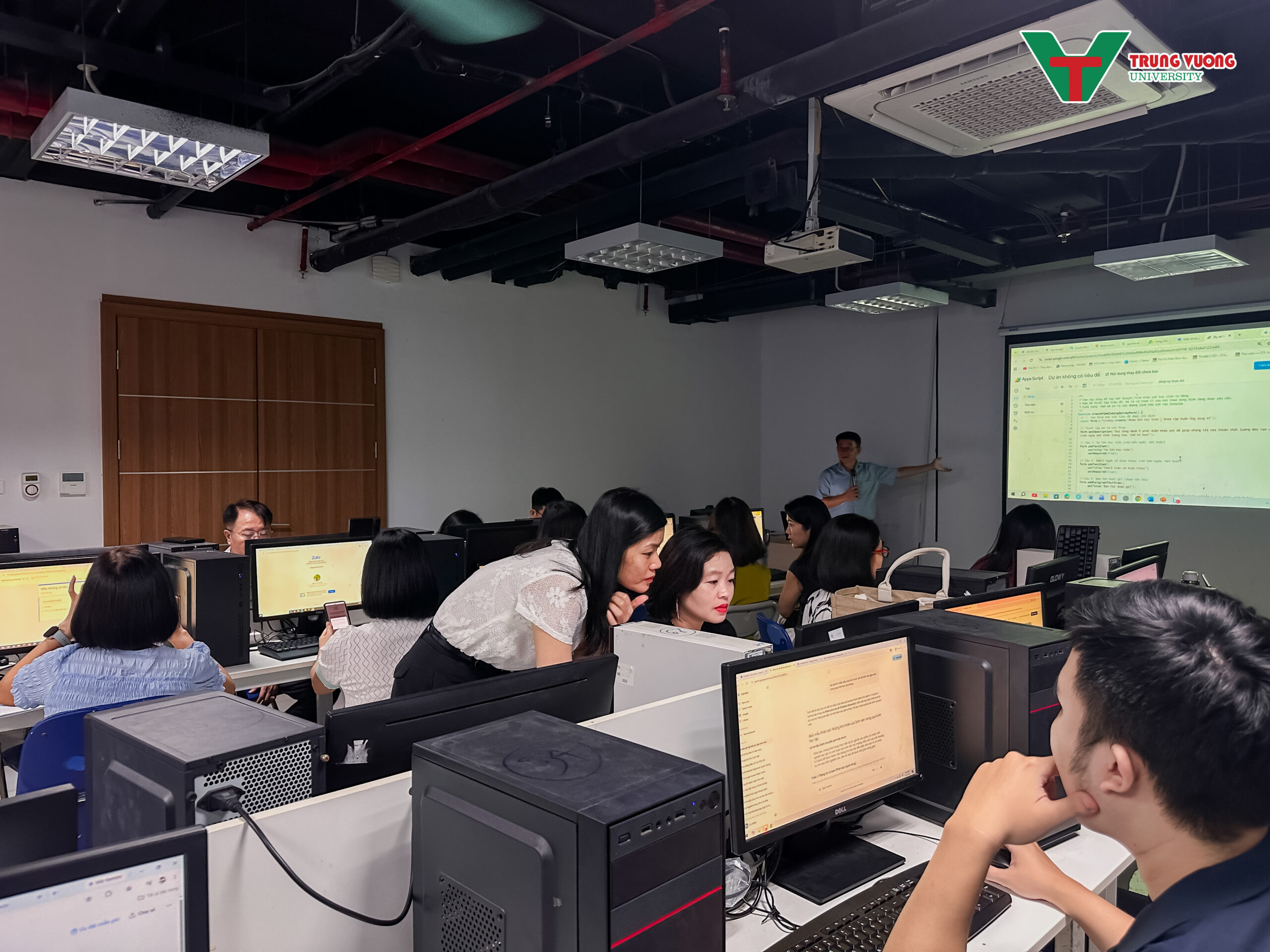 Ứng dụng trí tuệ nhân tạo (AI) trong hoạt động quản trị trường tại TV-UNI