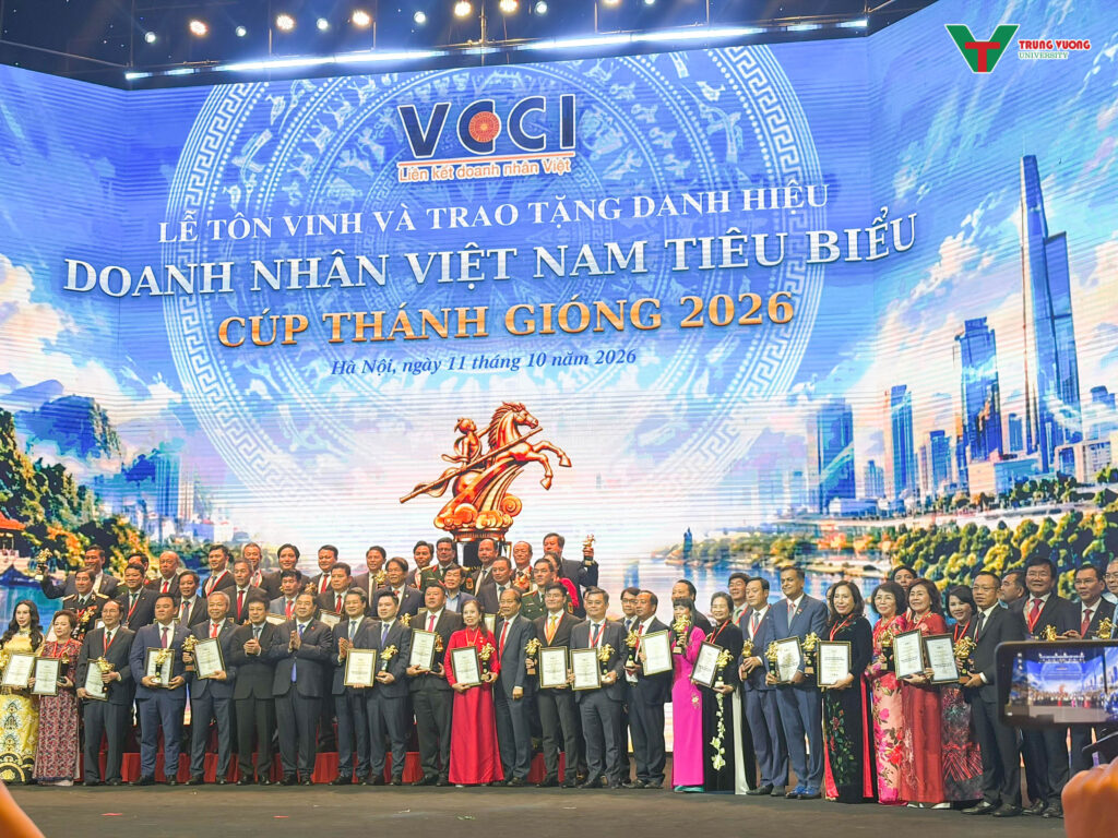 Bà Ninh Thị Ty được vinh danh Doanh nhân Việt Nam tiêu biểu – Cúp Thánh Gióng 2026 Bà Ninh Thị Ty được vinh danh Doanh nhân Việt Nam tiêu biểu – Cúp Thánh Gióng 2026